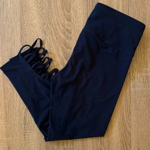 Threads 4 Thought cropped dark blue stretchy leggings